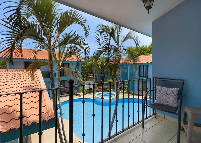 - Laguna Azul Poolside