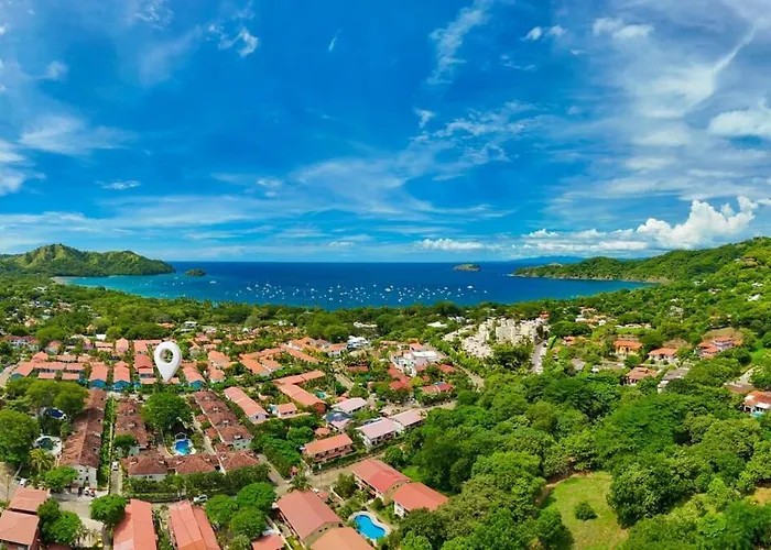 - Laguna Azul Poolside *